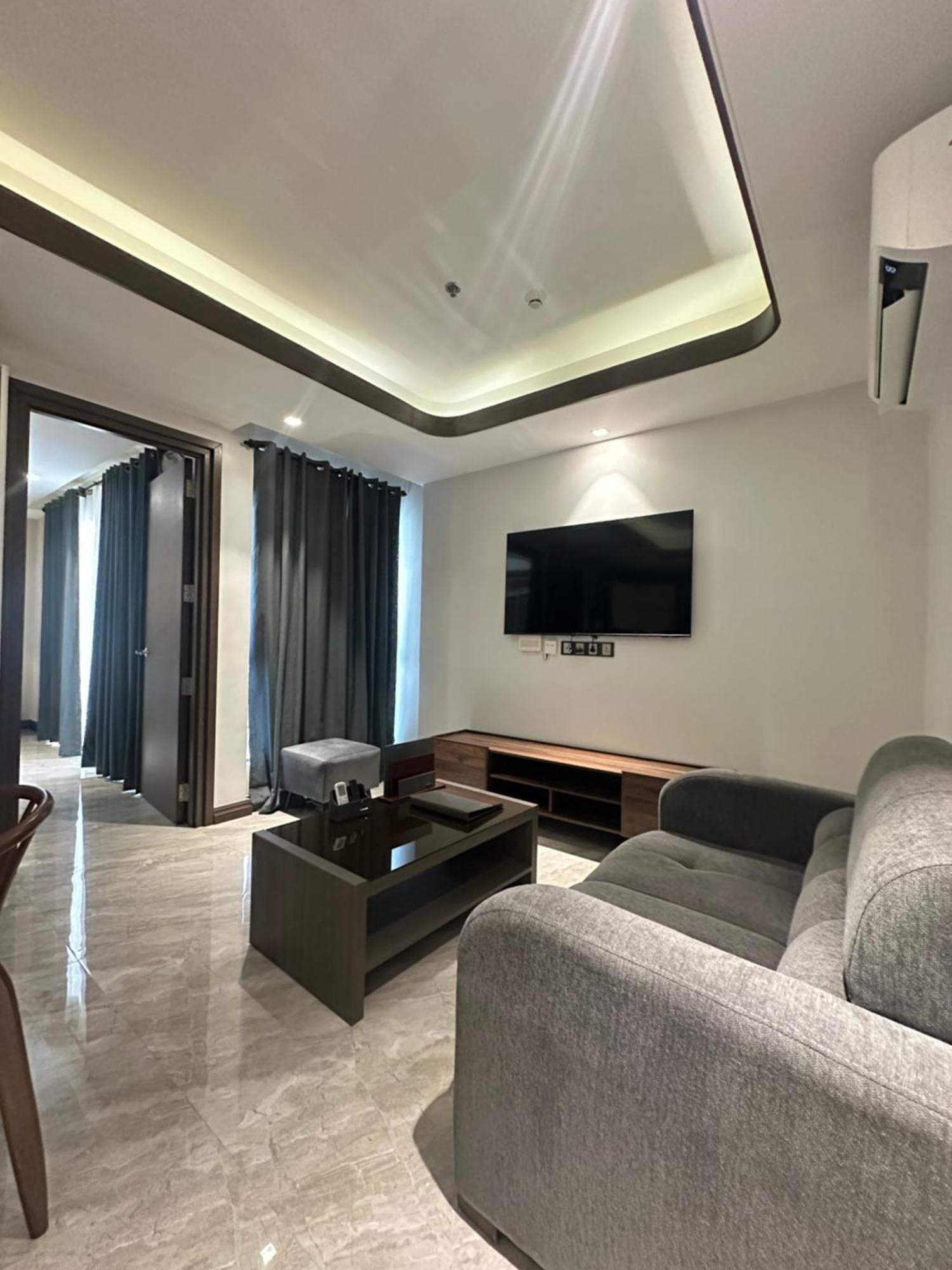 One Euphoria Luxe Hotel Angeles Exteriör bild
